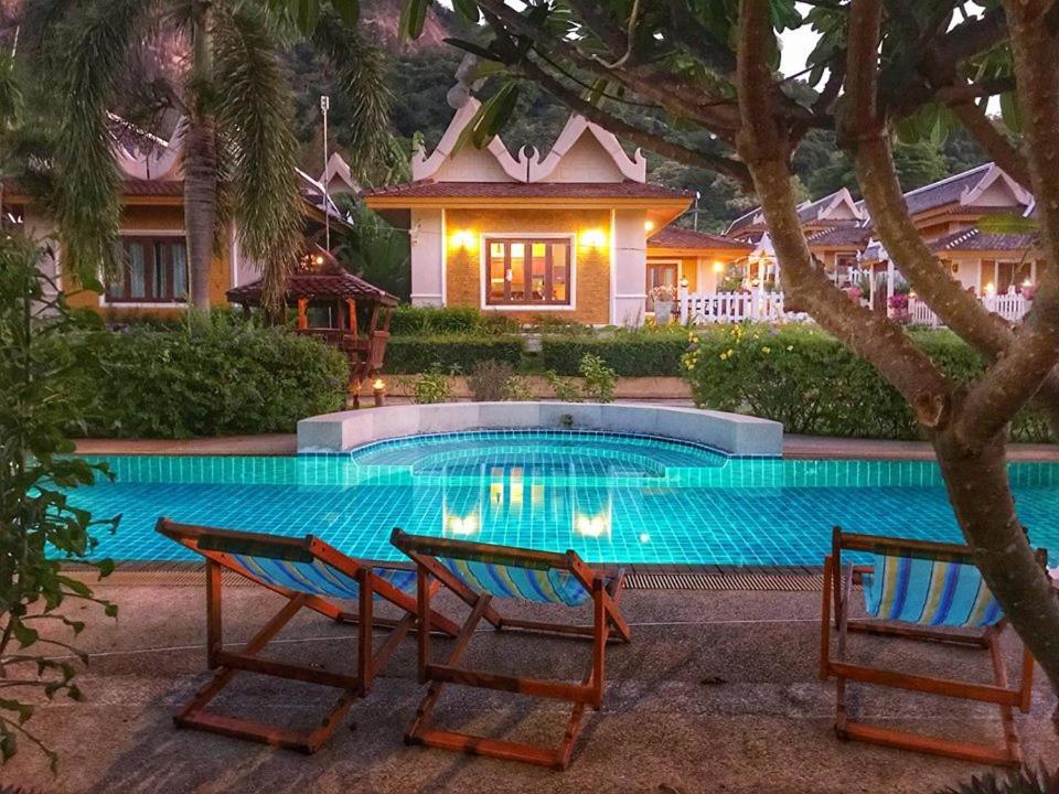 Thirty Degrees In February, Khao Tao, Hua Hin Villa Eksteriør bilde